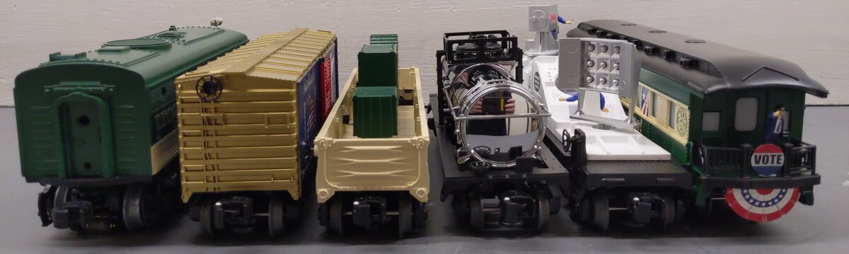 Lionel 6-30002 Neil Young Greendale O Gauge Diesel Train Set EX/Box