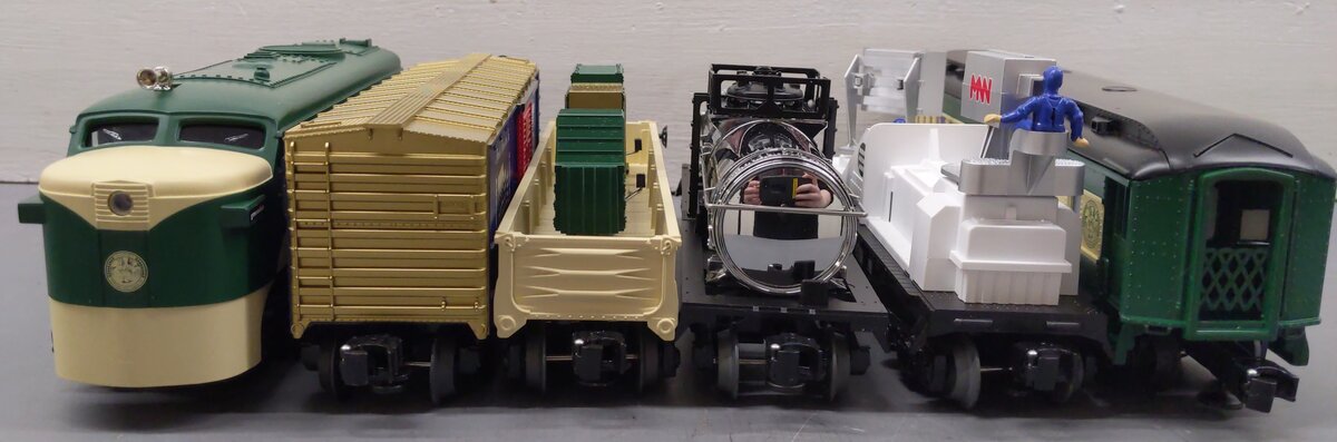 Lionel 6-30002 Neil Young Greendale O Gauge Diesel Train Set EX/Box