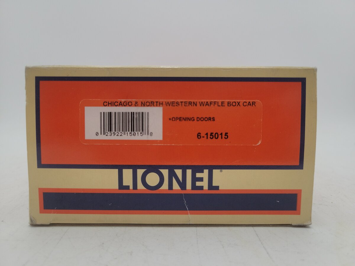 Lionel 6-15015 O Gauge Chicago & North Western Waffle Boxcar #161013 EX/Box