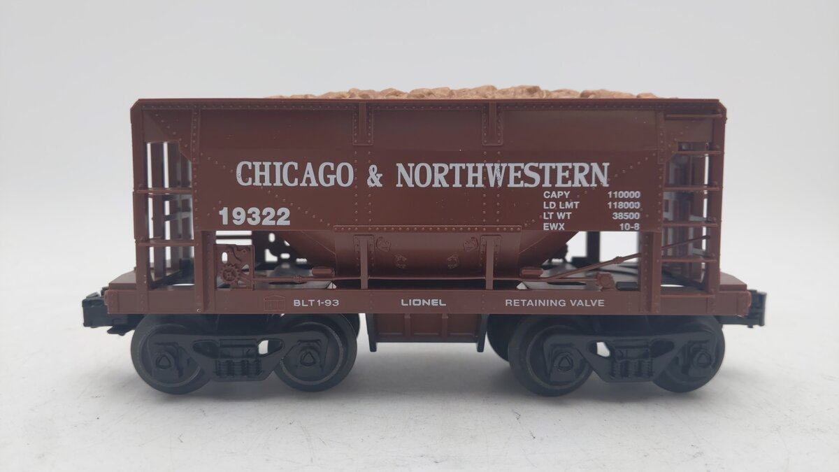 Lionel 6-19322 O Gauge Chicago & North Western Ore Car with Ore Load EX/Box