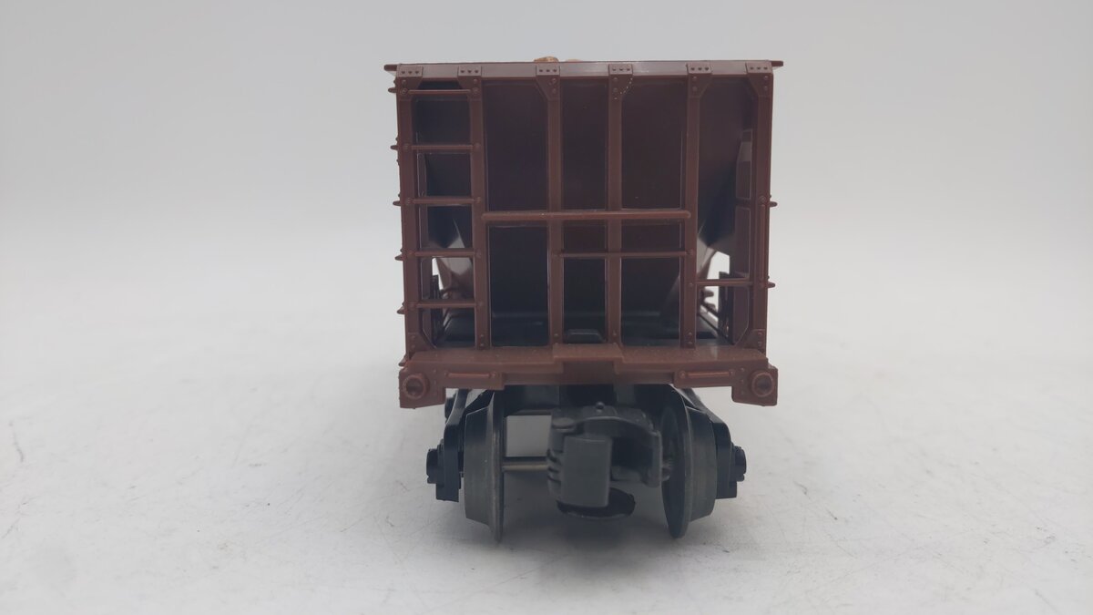 Lionel 6-19322 O Gauge Chicago & North Western Ore Car with Ore Load EX/Box