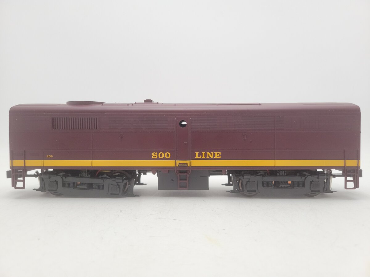 Weaver 6591 O SOO Line Powered B Unit Diesel Locomotive #209 - 3-Rail EX/Box