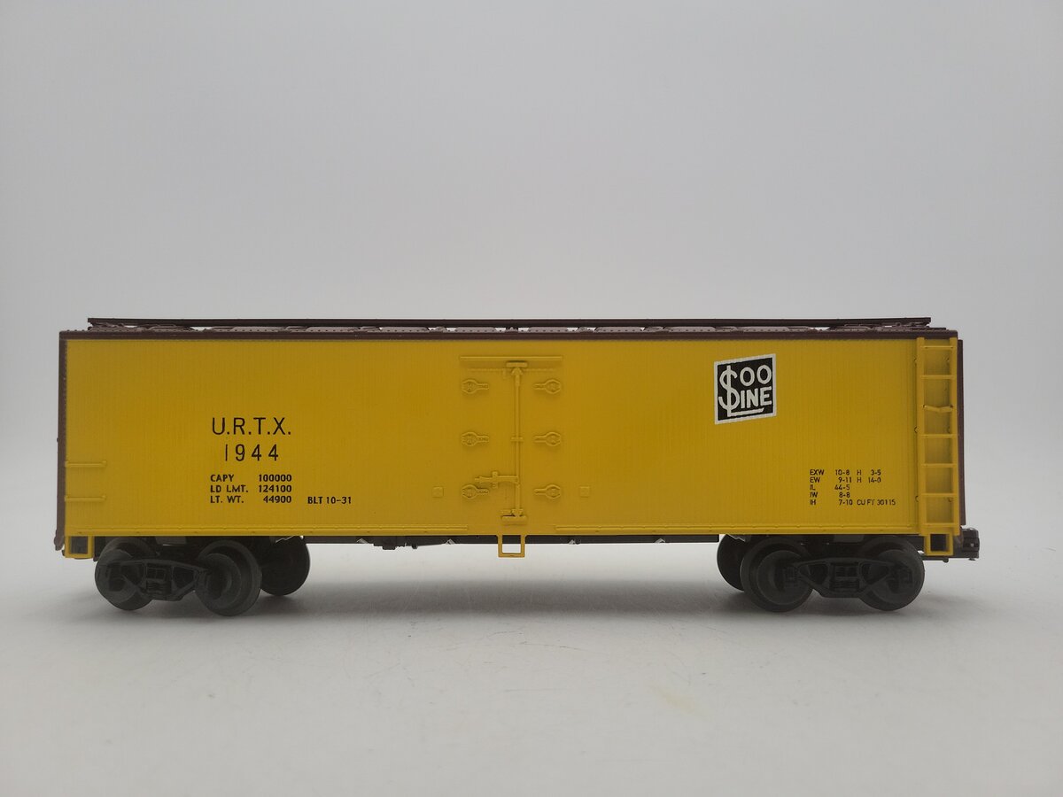 Weaver O Gauge URTX Reefer Car #1944 EX