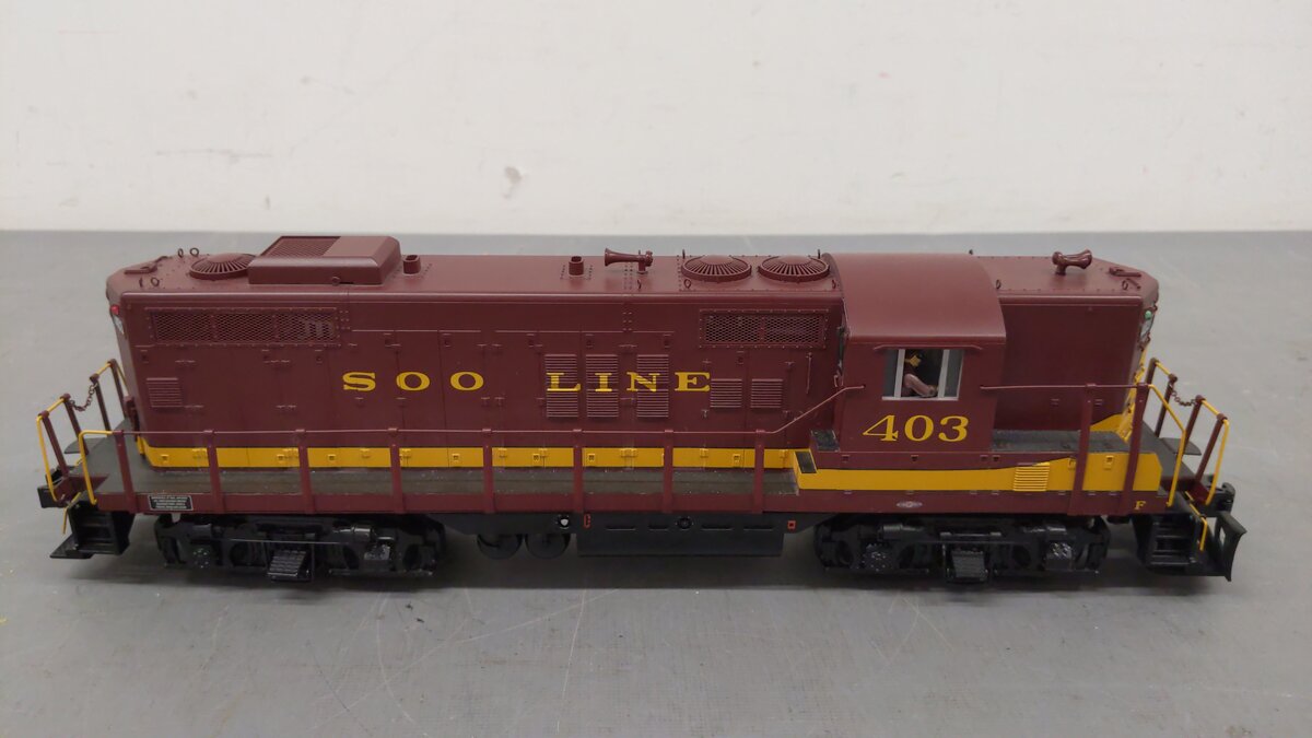 MTH 20-2803-1 Soo Line GP-9 Diesel Engine w/Proto-Sound 2.0 #403 EX/Box