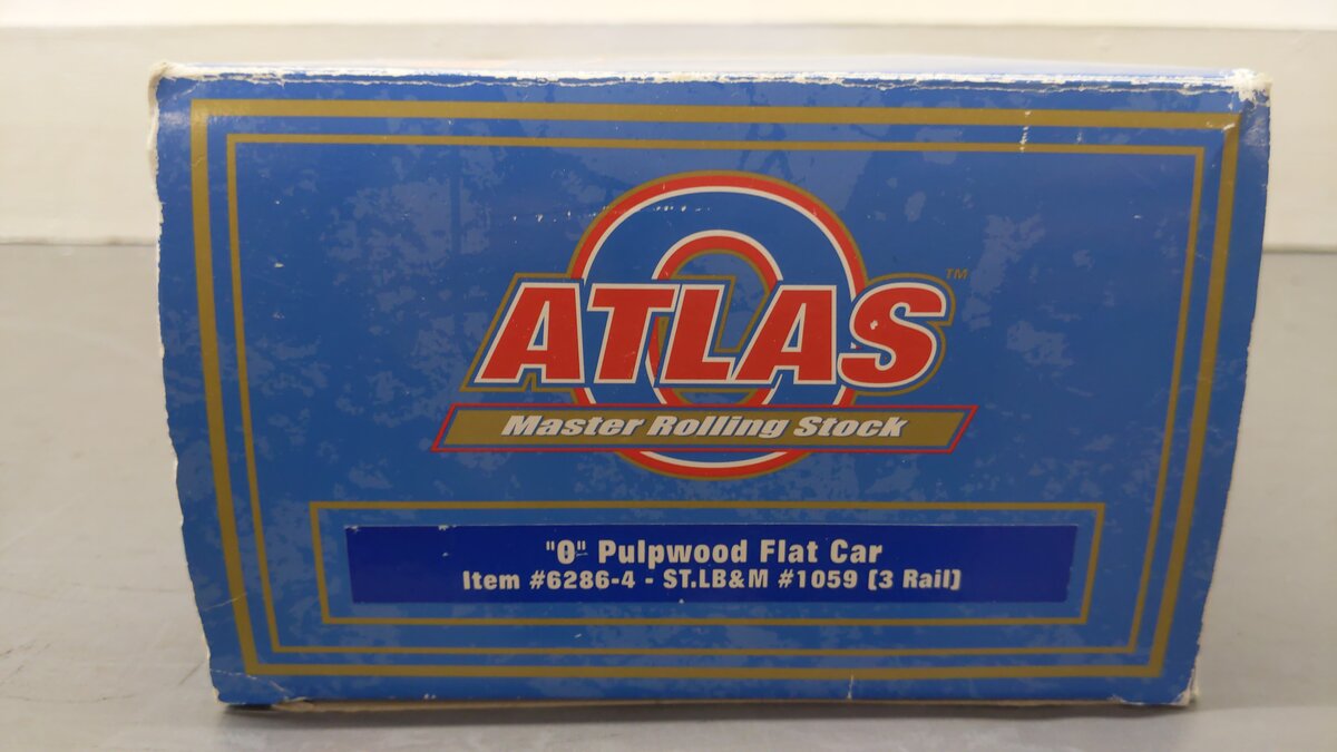 Atlas 6286-4 O Gauge ST.L.B & M Pulpwood Flat Car #1059 (3 Rail) EX/Box