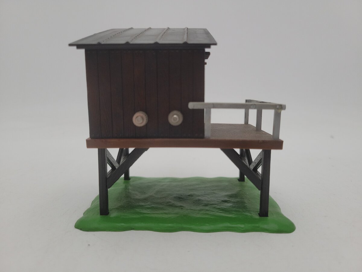 Lionel 6-16881 Barrel Shed Building EX/Box