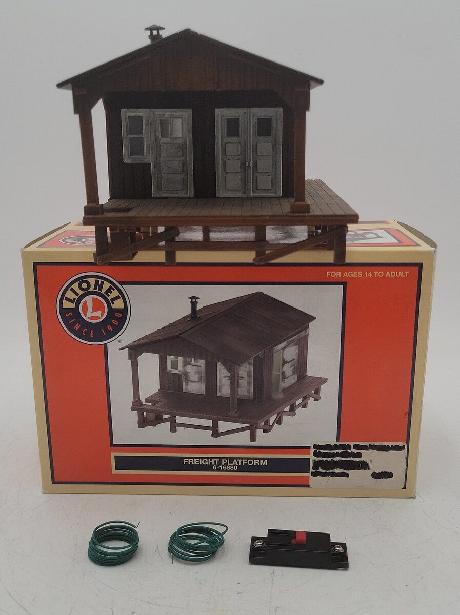 Lionel 6-16880 O Freight Platform LN/Box