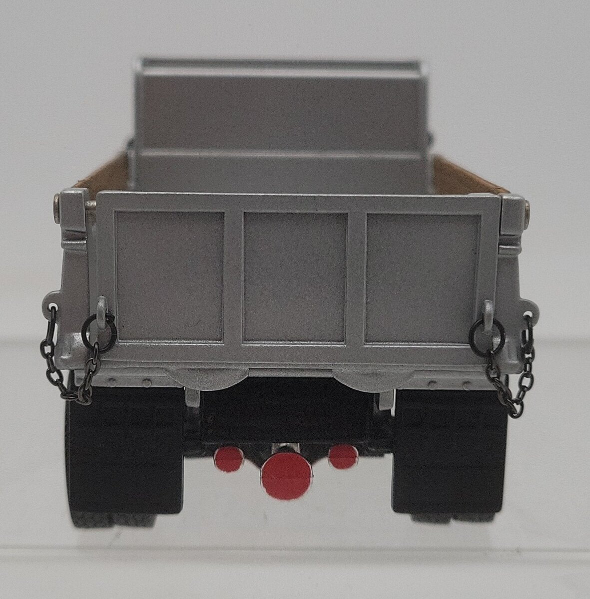 SpecCast 38030 1:50 Chicago North Western Truck Replica EX/Box
