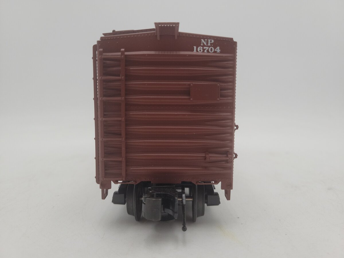 Atlas 30022818-1 O Northern Pacific 40' 1937 Box Car #16704 (3 Rail) EX/Box
