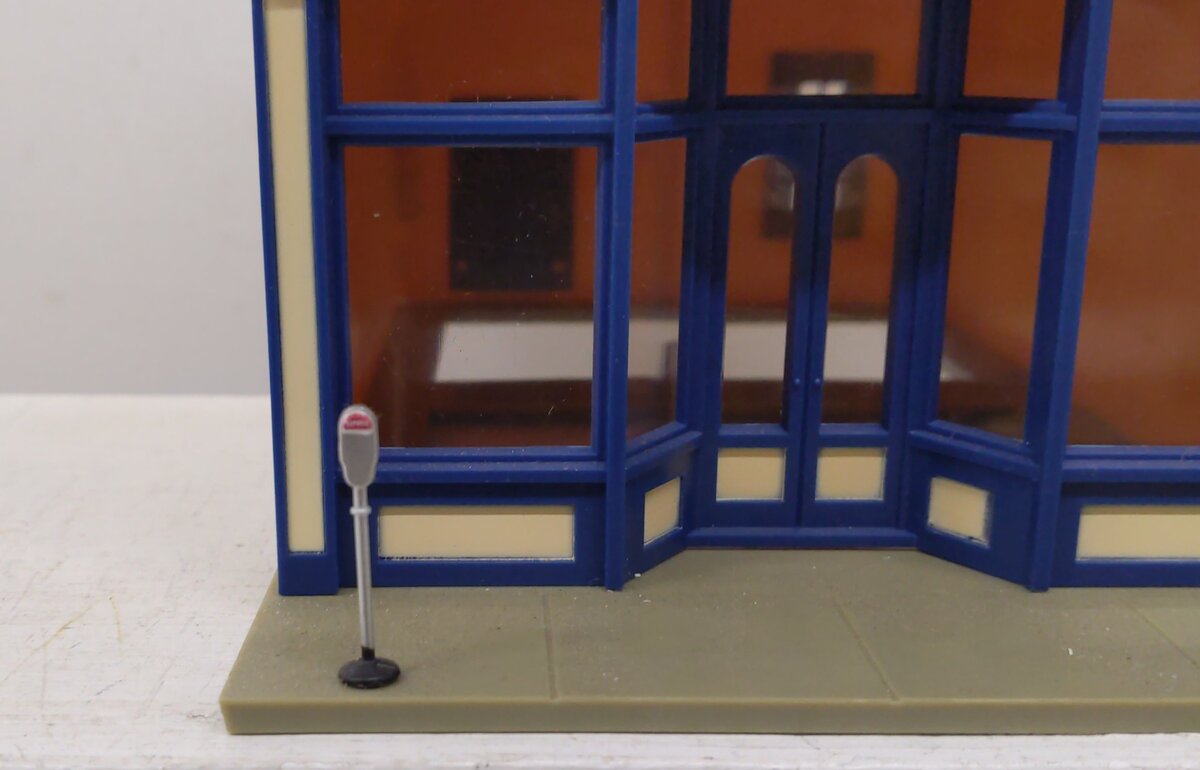 Walthers 933-2712 O/O-27 Built-Ups Silver Dollar Café EX/Box