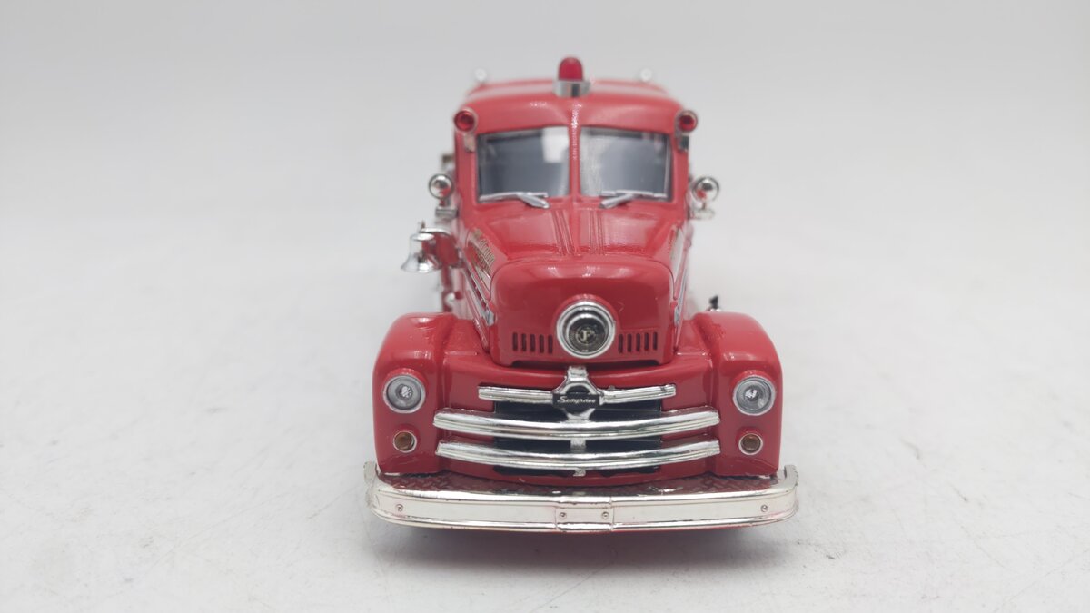 Corgi US52513 1:50 Scale Seagrave 70th Anniversary Canopy Cab Pumper EX/Box
