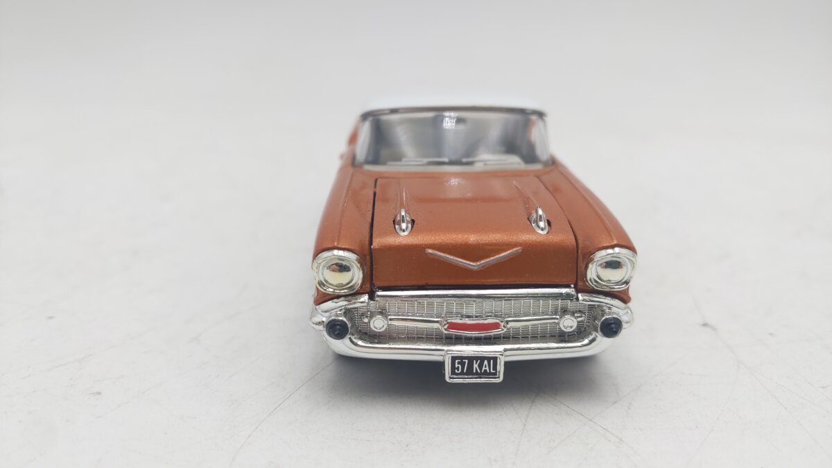 Corgi 96570 1:43 Scale Chevrolet Bel Air EX/Box