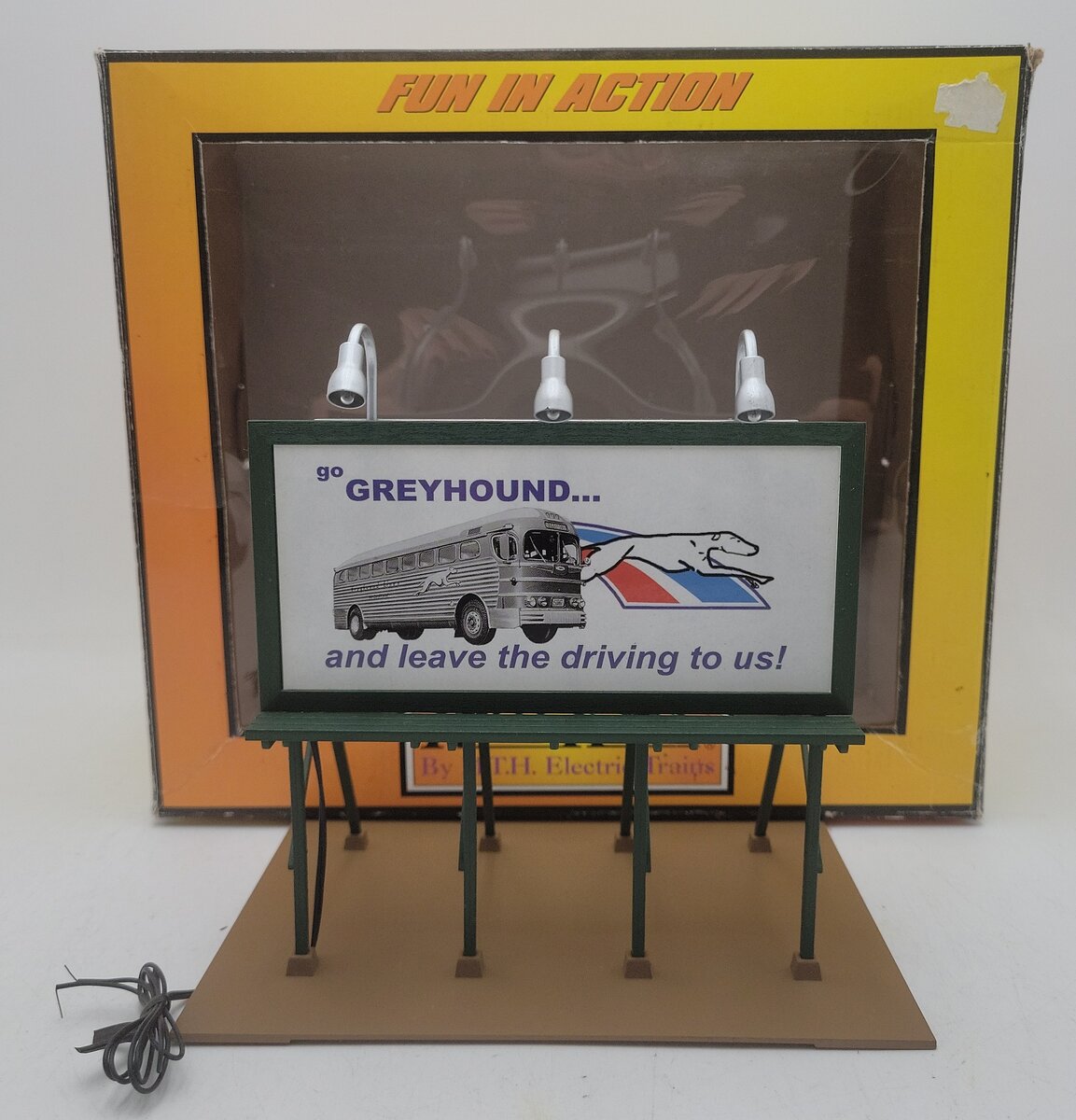 MTH 30-90028 O Greyhound Lighted Billboard EX/Box