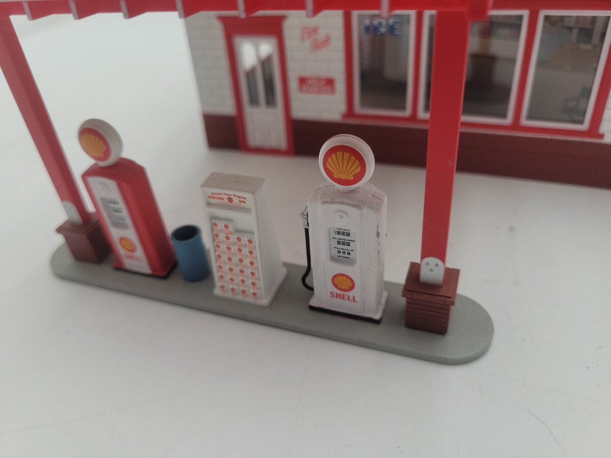 MTH 30-90300 Shell Country Gas Station EX/Box
