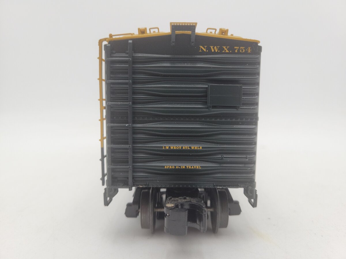 Lionel 6-17396 O Gauge North Western 40' Steel Boxcar #754 EX