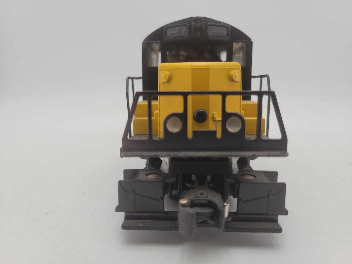Lionel 6-8776 O Chicago & Northwestern GP20 Non-Powered Diesel Locomotive VG
