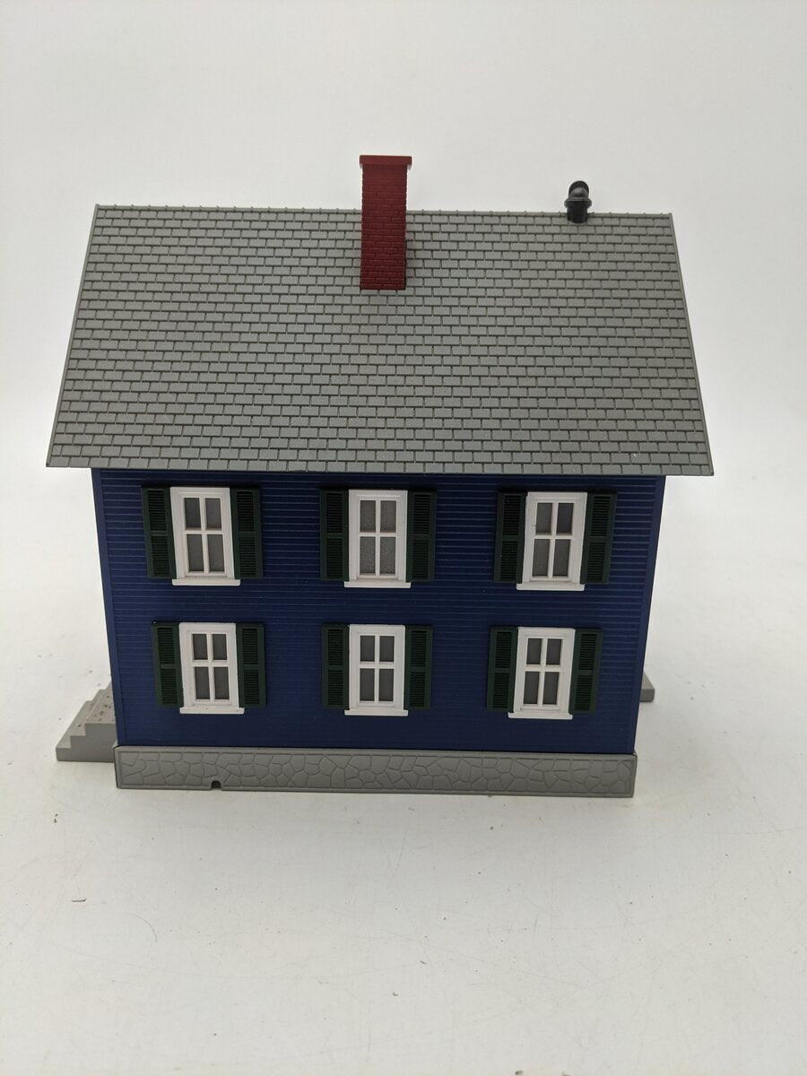 MTH 30-9023 Row House Blue w/ Green Shutters EX