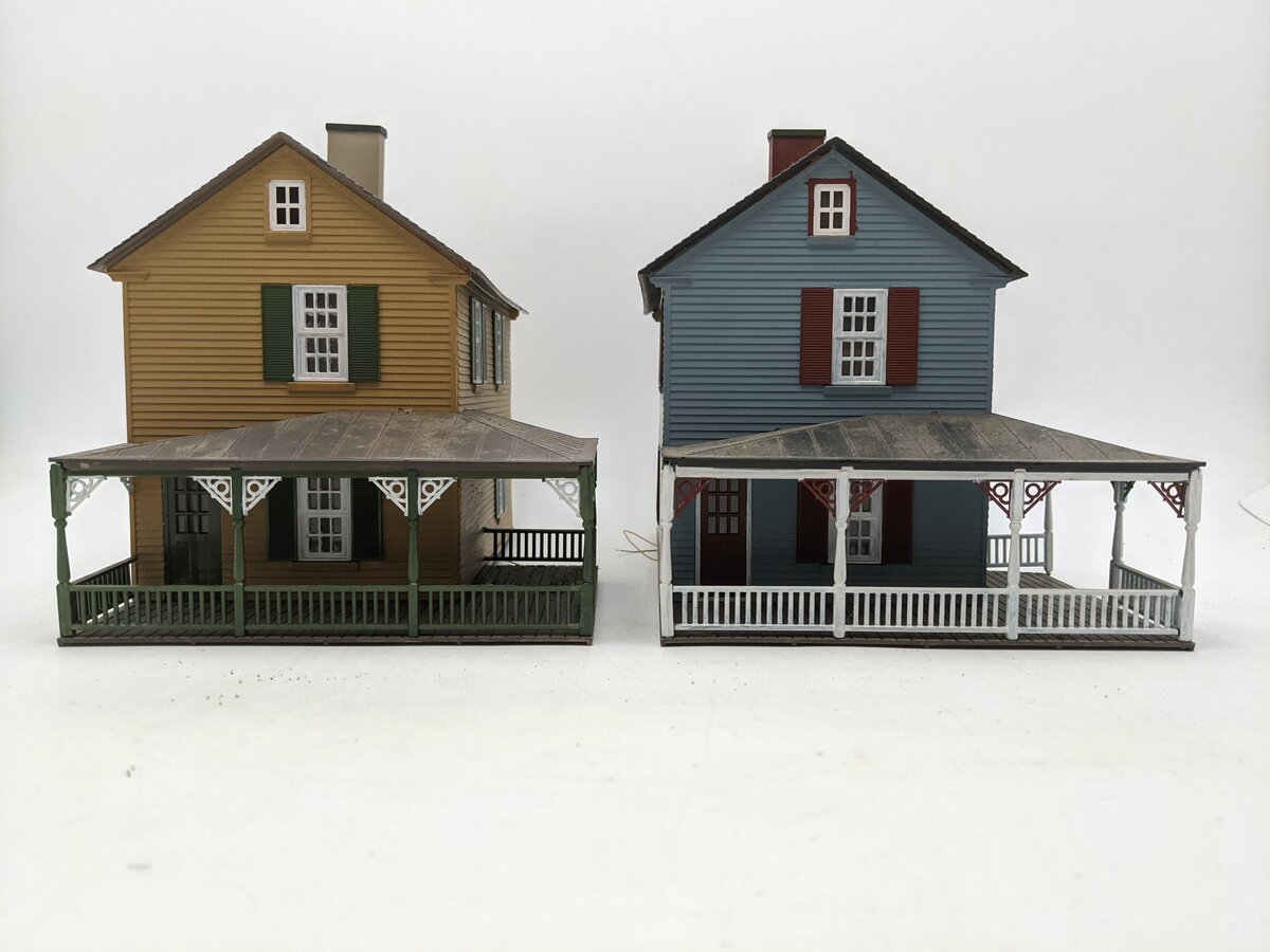 O Scale Assorted Lighted Houses With Porch [2] EX