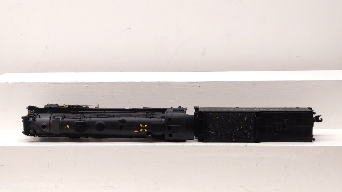 Lionel 6-38053 O NYC 4-8-2 L-2a Mohawk Steam Locomotive & Tender #2793 EX/Box