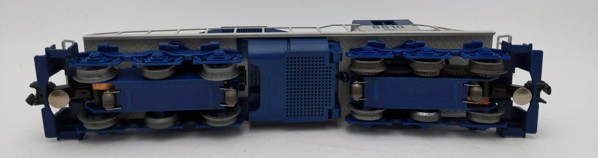 Lionel 6-18810 O Gauge CSX SD-18 Diesel Locomotive #8810 w/Horn EX
