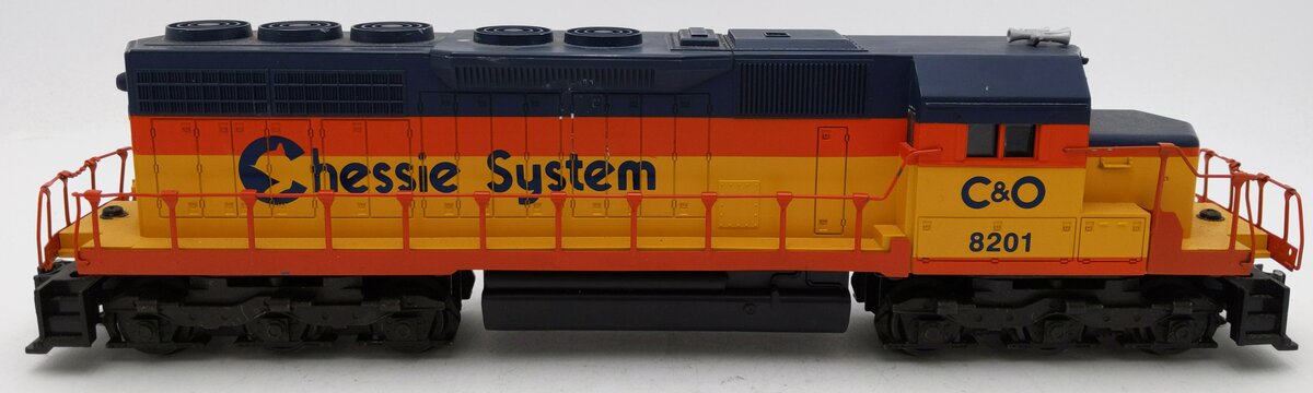 Lionel 6-18201 O Gauge C&O Chessie SD-40 Diesel Locomotive W/ Horn #8201 EX