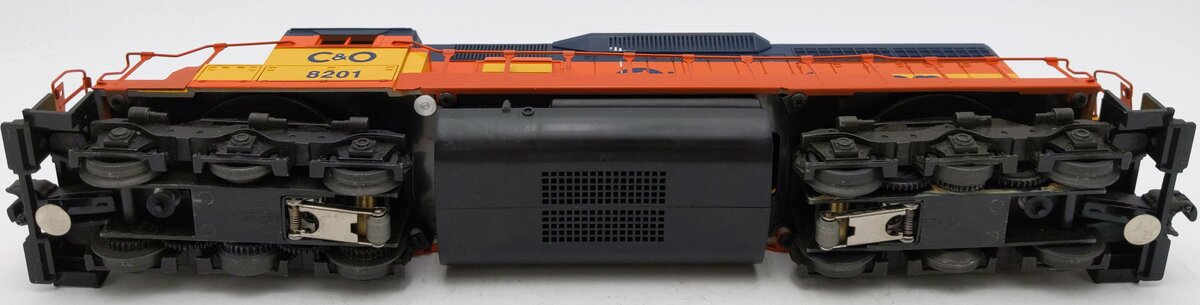 Lionel 6-18201 O Gauge C&O Chessie SD-40 Diesel Locomotive W/ Horn #8201 EX