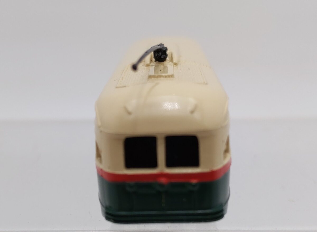Bachmann 62995 N Scale PCC Streamline Trolley VG