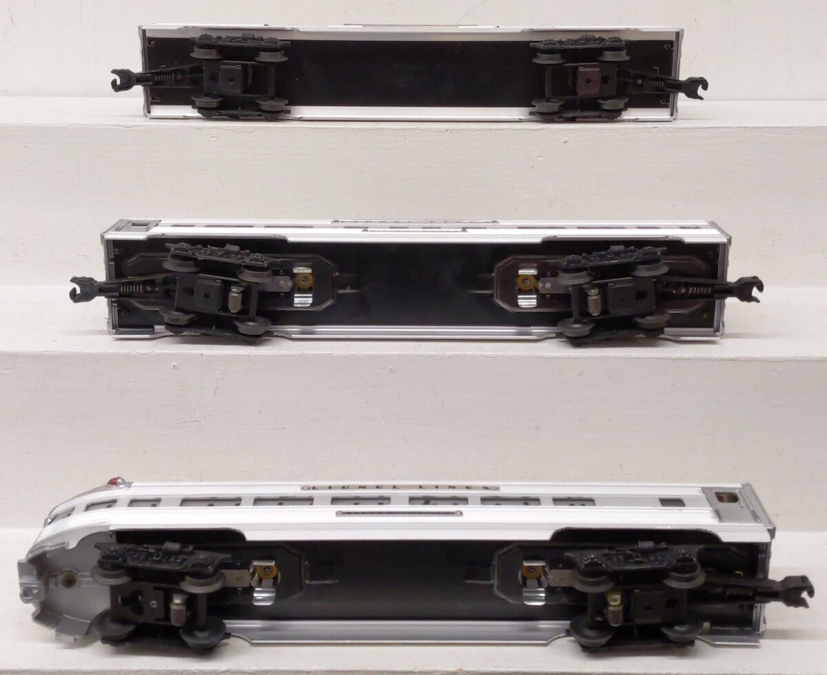 Lionel Vintage O Lionel Lines Aluminum Passenger Cars 2530, 2531, 2532 [3] VG/Box