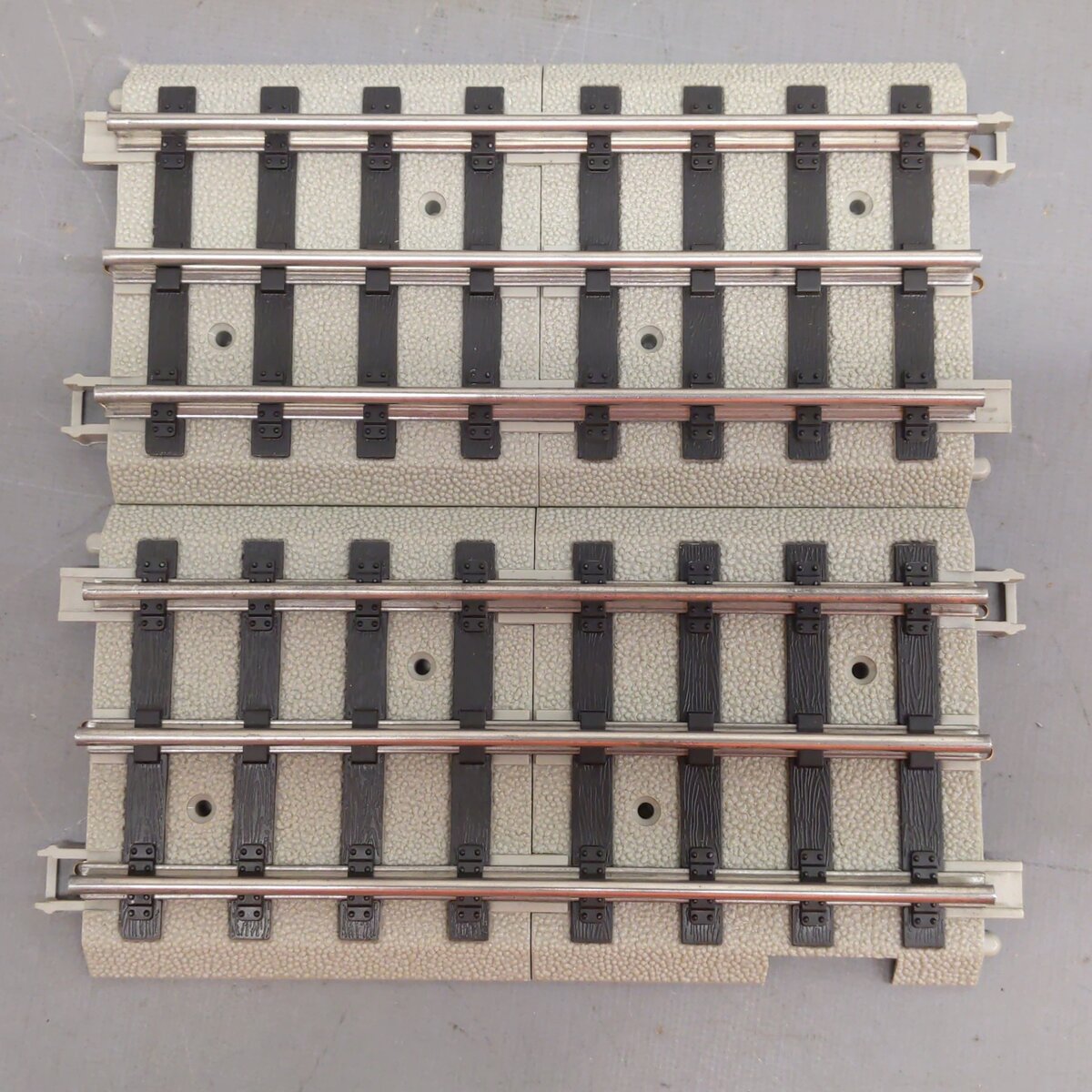 MTH Assorted Standard Gauge Lionel RealTrack Straight/Curved Track [21] EX