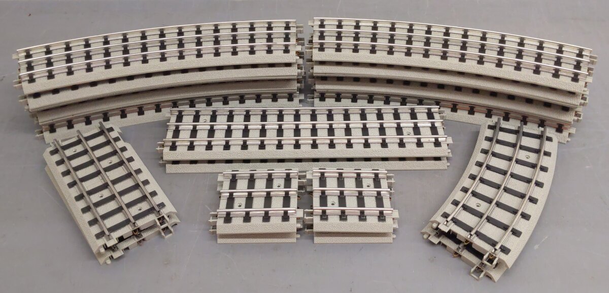 MTH Assorted Standard Gauge Lionel RealTrack Straight/Curved Track [21] EX