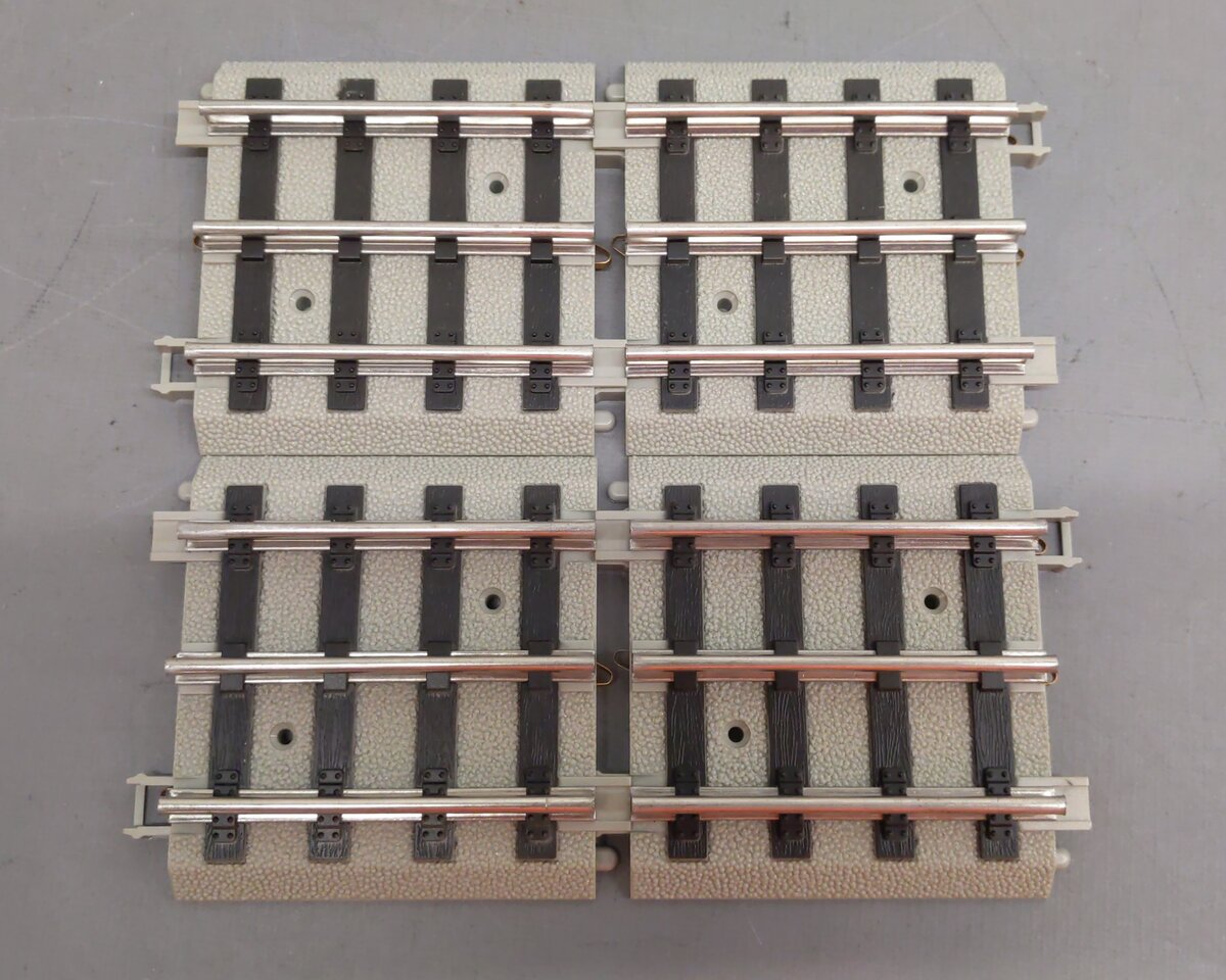MTH Assorted Standard Gauge Lionel RealTrack Straight/Curved Track [21] EX