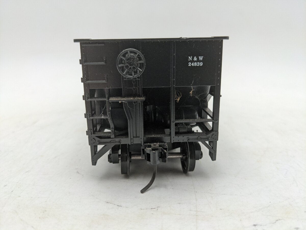 Weaver U3805 O Scale Norfolk & Western 3-Bay Hopper #24839 - 2 Rail EX/Box