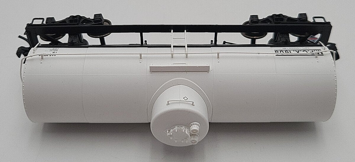 Proto 2000 920-31550 HO Scale Magnolia Petroleum Company Tank Car #1608 LN/Box