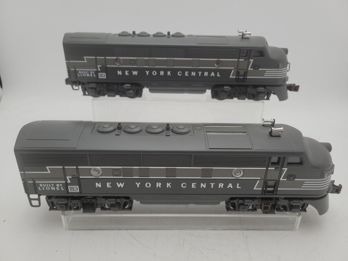 Lionel 6-38310 O Gauge New York Central AA Diesel Locomotive Set #2344 EX