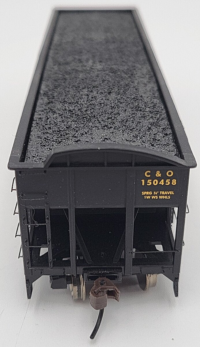 Athearn 95604 HO Scale Chesapeake & Ohio 40' 3 Bay Ribbed Hopper #150458 EX/Box