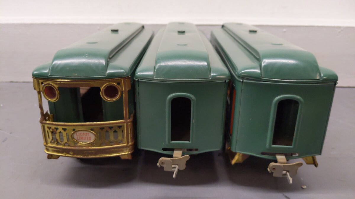 Lionel Standard Gauge Prewar Assorted Passenger Cars: #341, 332, & 339 [3] VG