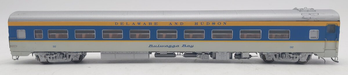 Rapido Trains 100196 HO DH "Bulwagga Bay" Lightweight Coach Car #32 EX/Box