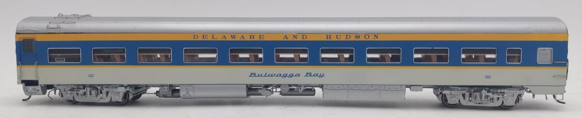 Rapido Trains 100196 HO DH 