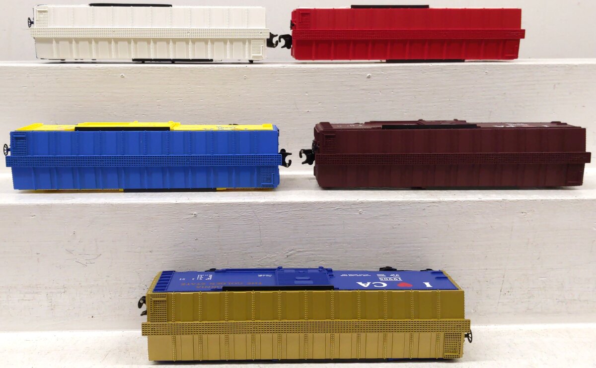 Lionel Assorted O Gauge "I Love" Boxcars: 9475, 19905, 19906, 19901, 19912 [5] LN/Box