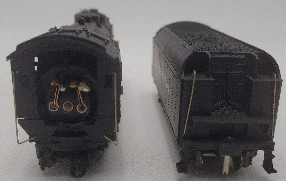 AHM 5096B NYC 4-6-4 Hudson Steam Locomotive & Tender EX/Box