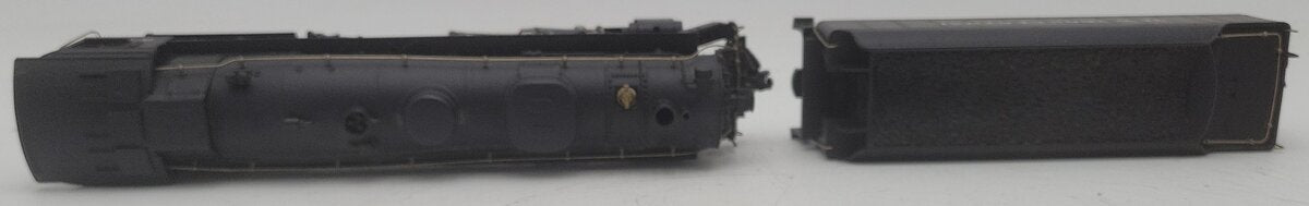 AHM 5096B NYC 4-6-4 Hudson Steam Locomotive & Tender EX/Box