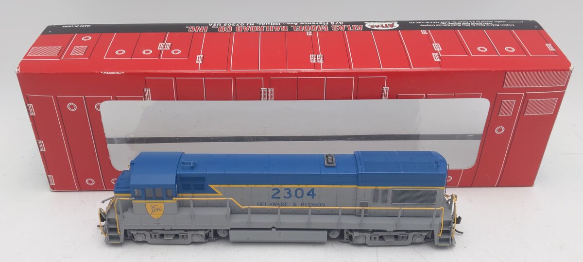 Atlas 8263 HO Scale Delaware & Hudson U23B Diesel Locomotive #2304 EX/Box
