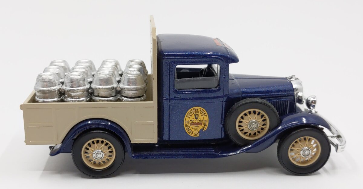 Eligor 1:43 Diecast 1932 Ford Delivery Truck - Guinness Stout VG