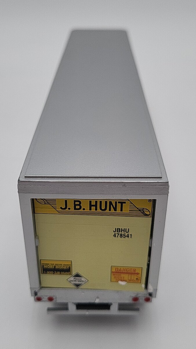 This is a K-Line K478541 JB Hunt Heavy Hauler EX/Box