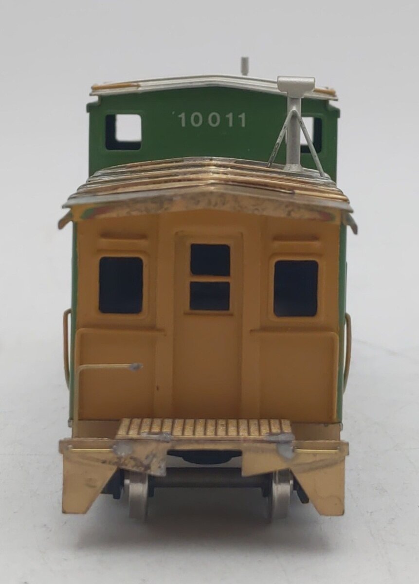Fujiyama HO Scale BRASS BN Caboose - Custom Painted VG/Box