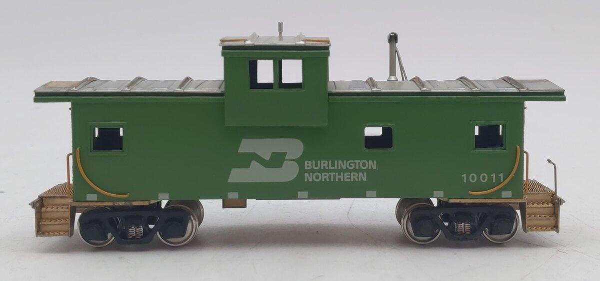 Fujiyama HO Scale BRASS BN Caboose - Custom Painted VG/Box