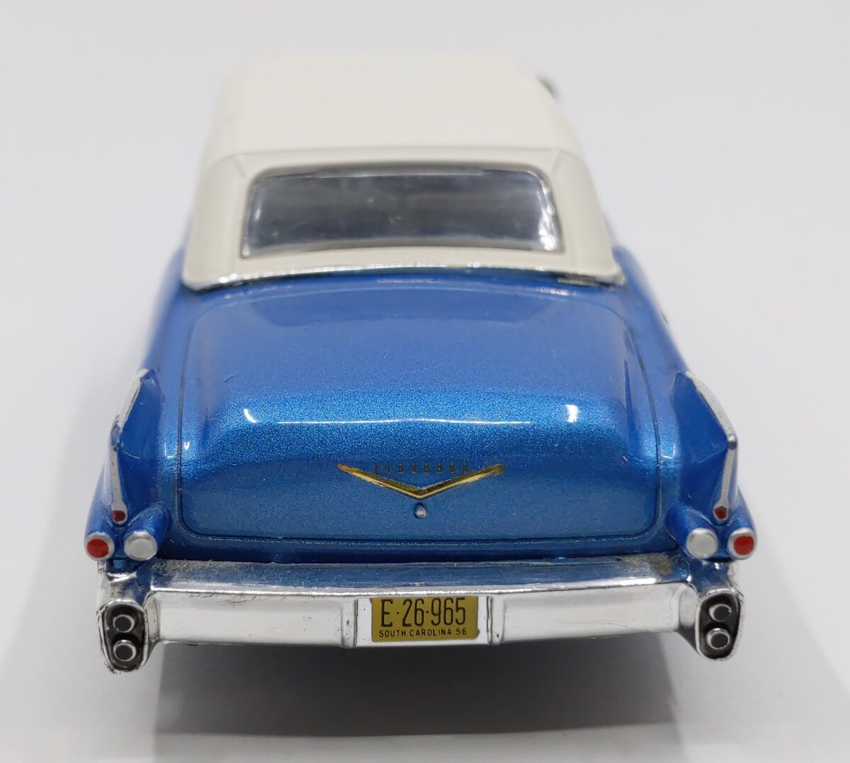 Premium X 1:43 Diecast 1956 Cadillac Eldorado Biarritz VG