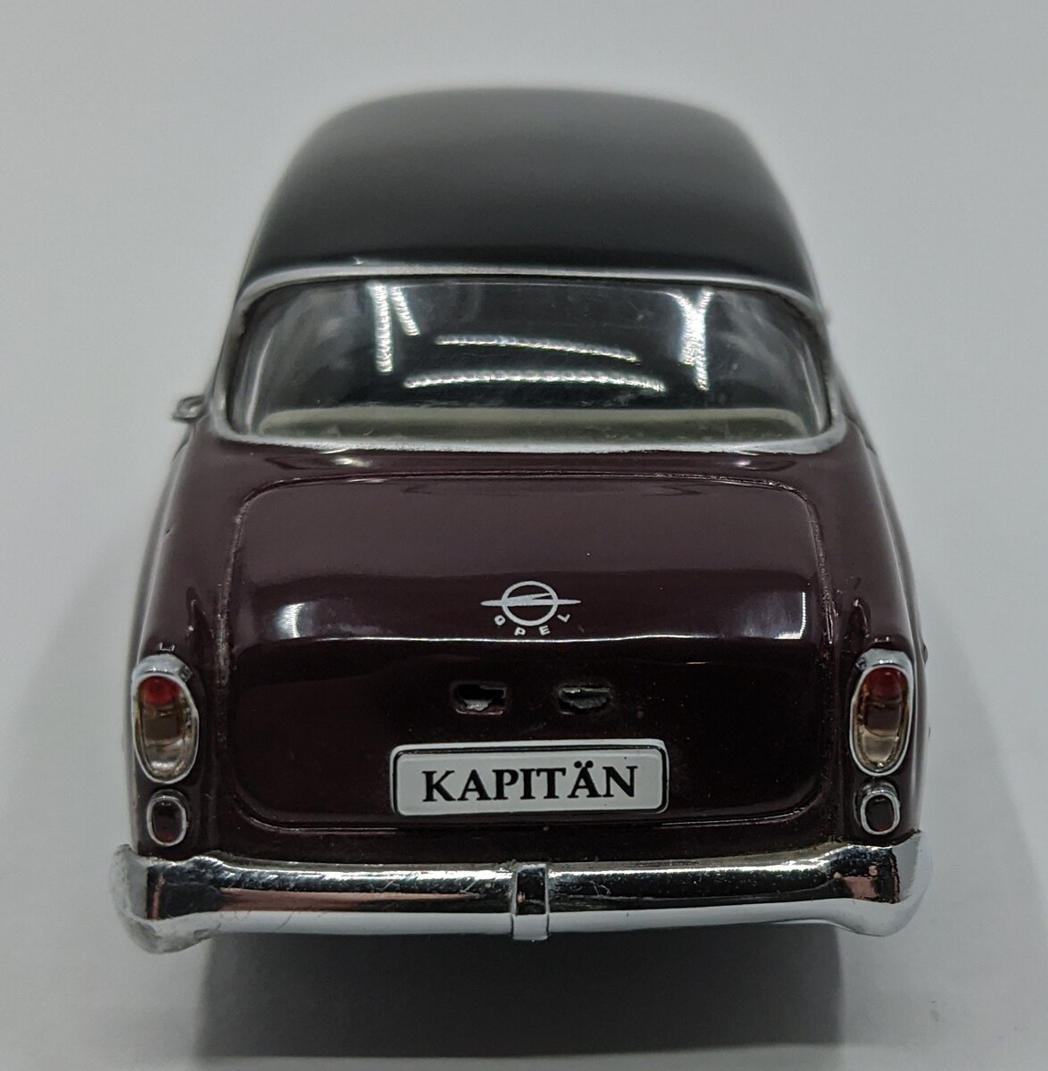 Schuco 1:43 Diecast 1956 Opel Kapitan VG