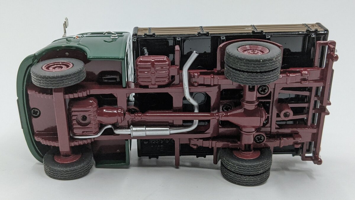 Schuco 1:43 Diecast Mercedes-Benz L319 Truck EX