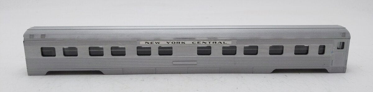 Con-Cor  HO New York Central Streamlined Passenger Car EX